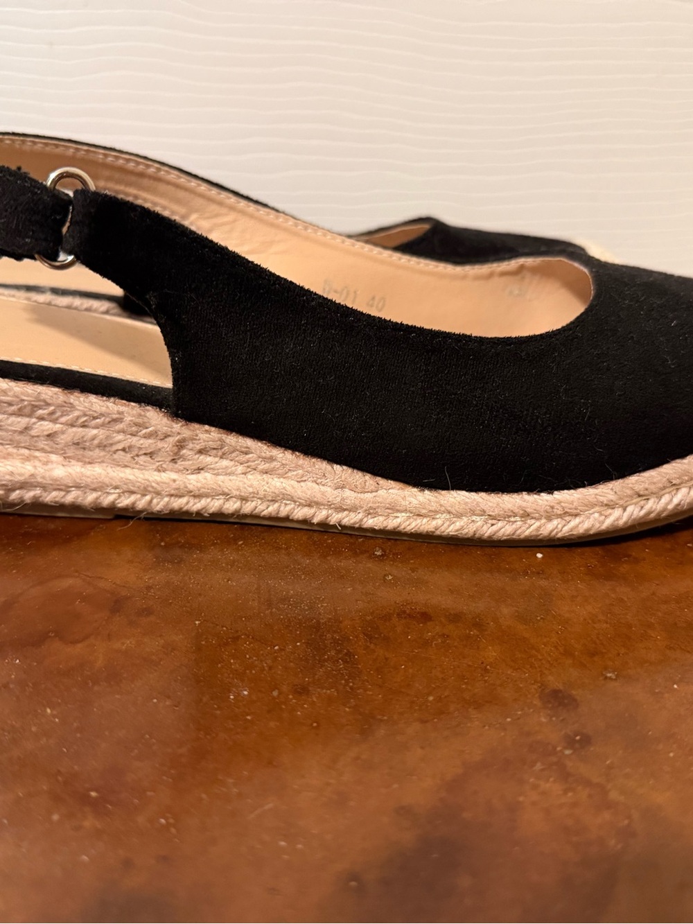 SHEIN Black and Cream Slingback Espadrilles Size 9.5